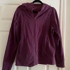 Lululemon sweatshirt / hoodie size 12 burgundy color excellent used condition